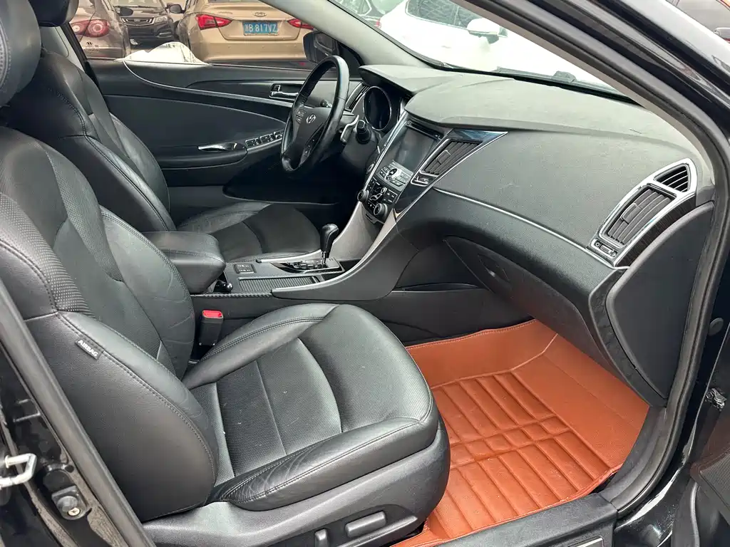 Sonata 索纳塔 2014款 2.4 L 自动顶级版 国IV