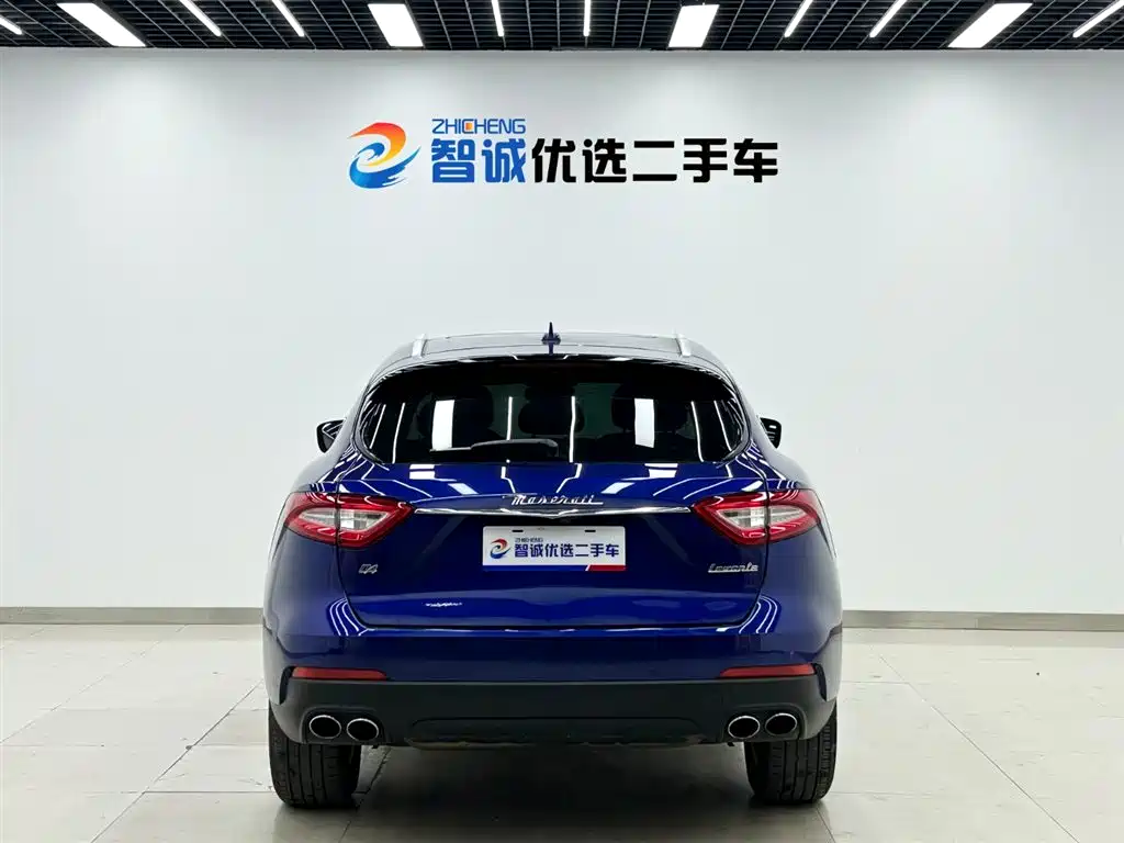 Levante 3.0 T Standard