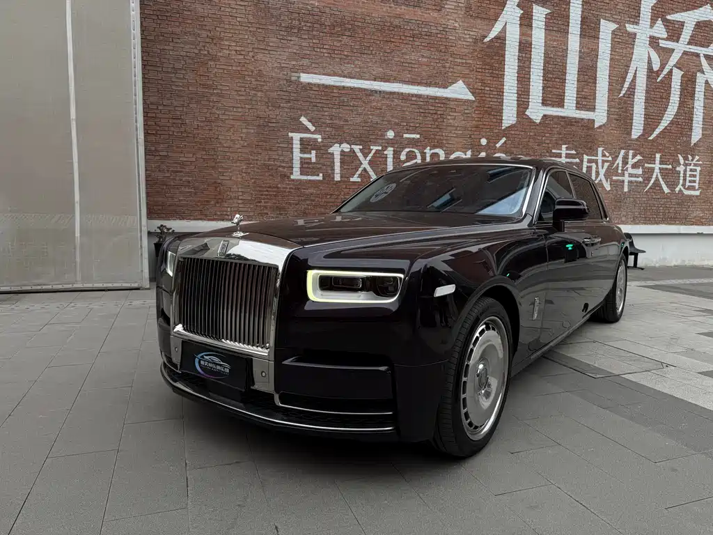 Phantom 6.7 T LWB Range