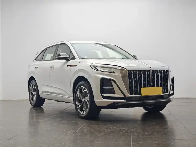 Hongqi HS3 PHEV 115 km Power Action