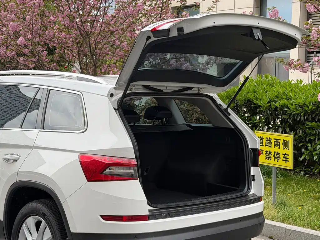 Kodiaq Facelift TSI330 5-seat 2 WD Comfort