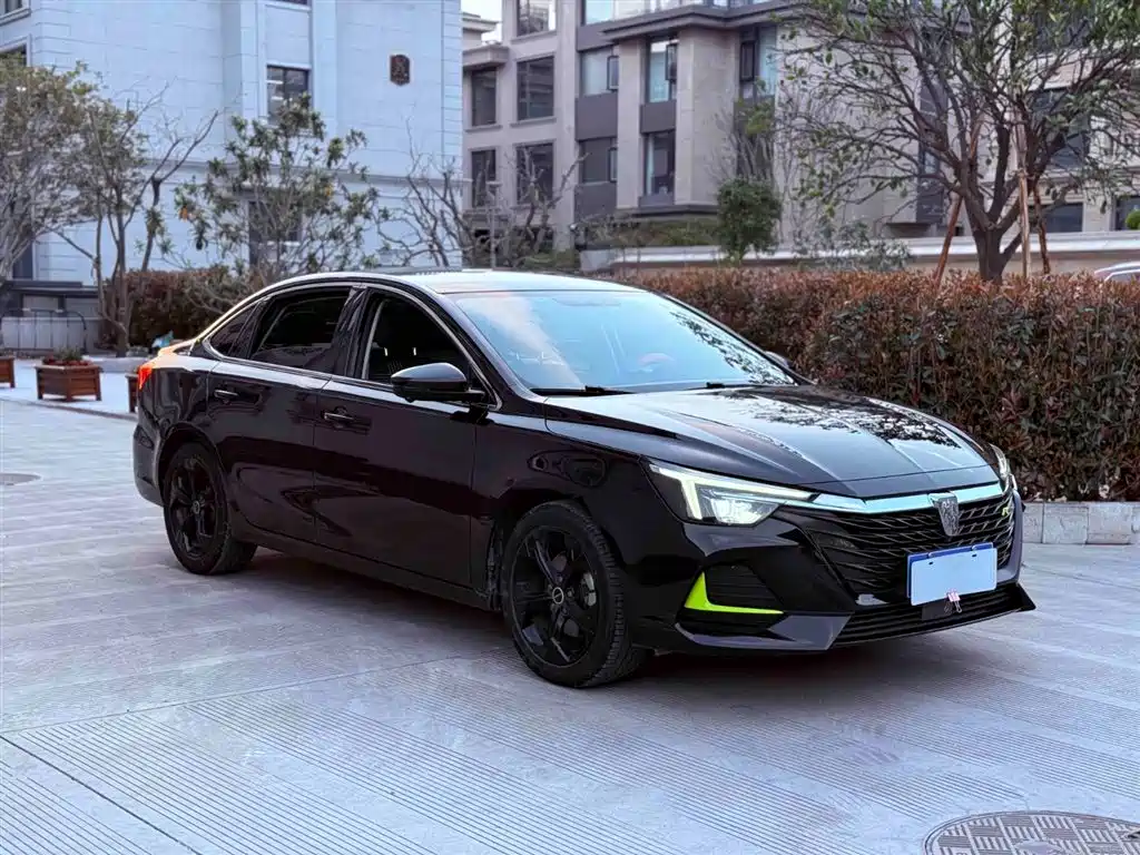 Roewe i6 MAX 荣威i6 MAX 2020款 300 TGI 自动爽酷天幕版
