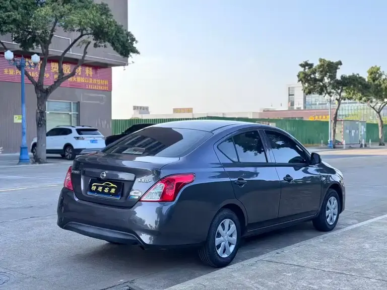 Nissan Sunny 1.5 XE CVT Comfort
