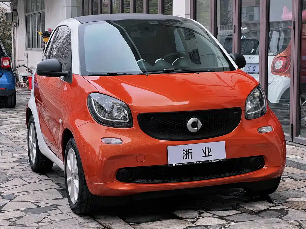 smart fortwo 1.0 L 52 kW Hardtop Agile