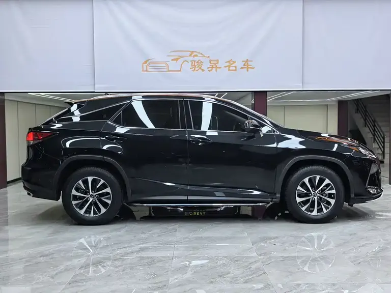 Lexus RX Facelift 300 2 WD Elite