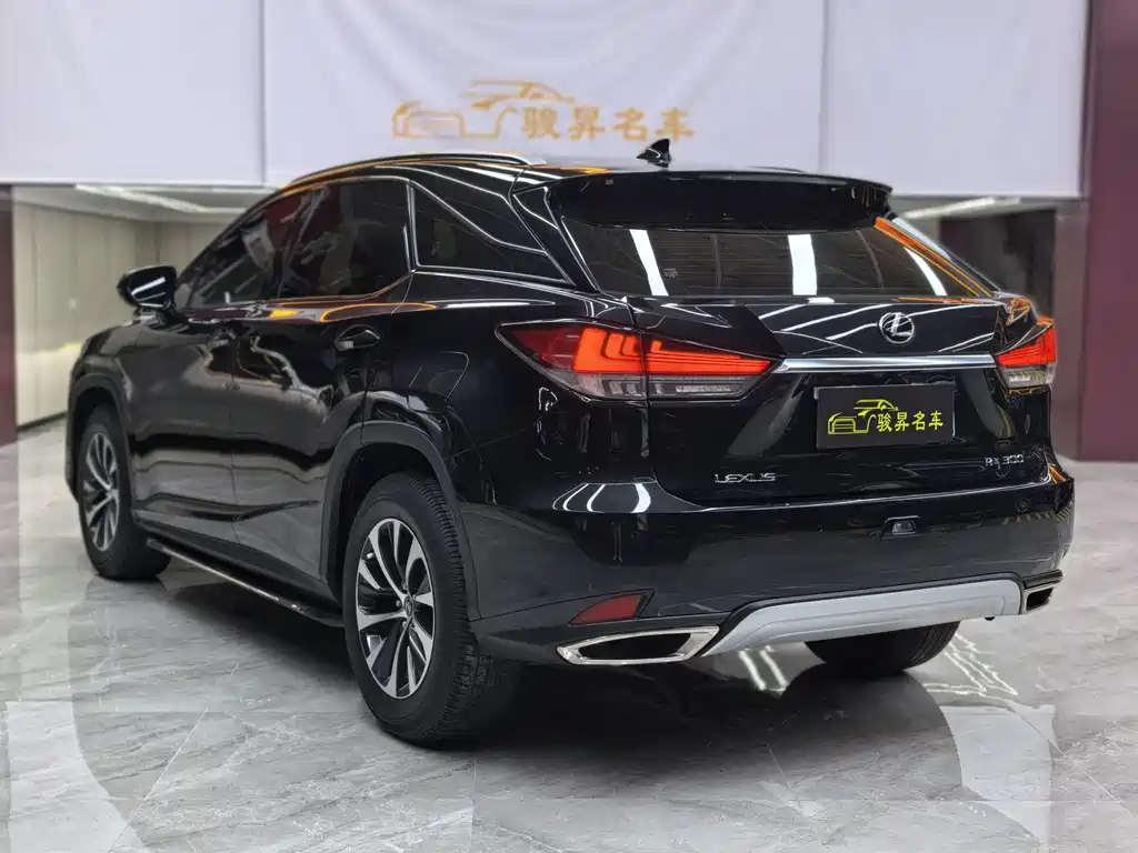 Lexus RX Facelift 300 2 WD Elite