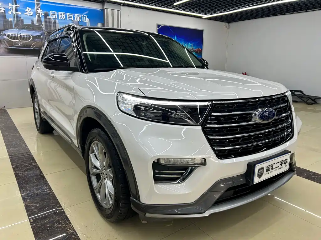 Explorer EcoBoost 285 4 WD Style 6-seat