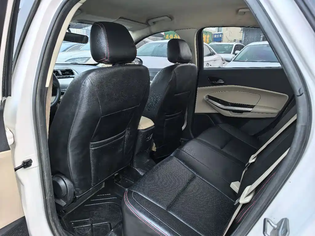 Escort Facelift 1.5 L Auto Comfort