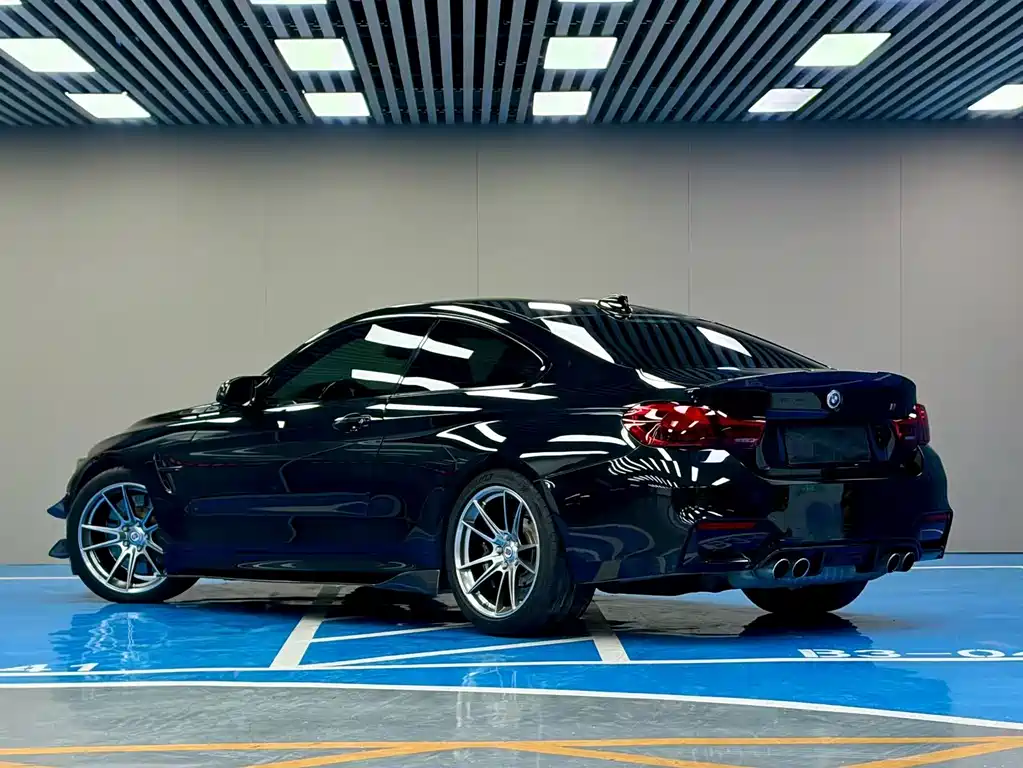 BMW M4 M4 2-door Coupe