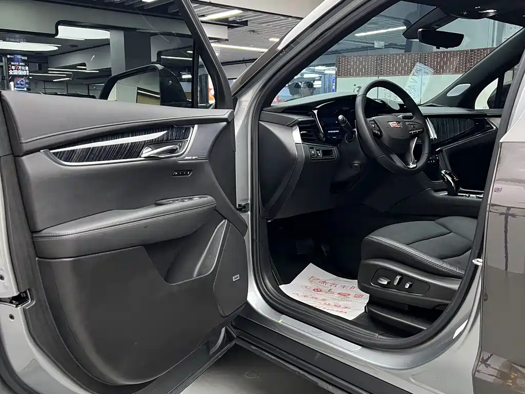 Cadillac XT6 2.0 T 6-seat 4 WD Luxury