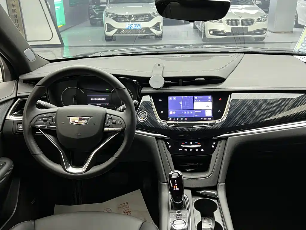 Cadillac XT6 2.0 T 6-seat 4 WD Luxury
