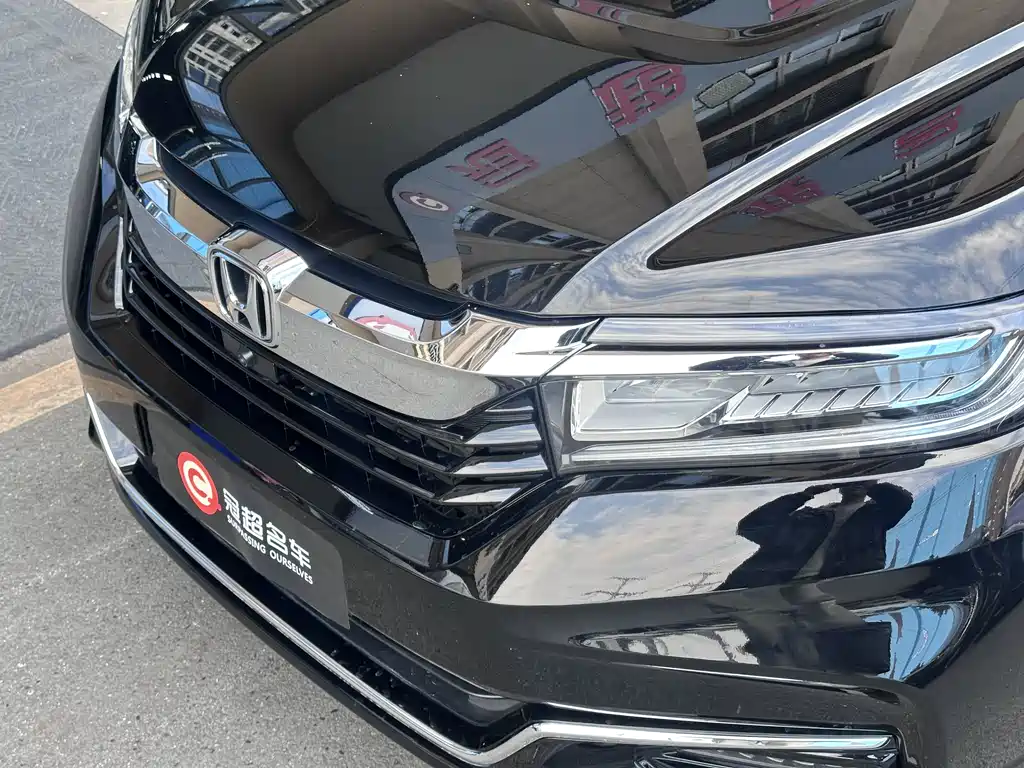 Avancier 370 TURBO 2 WD Luxury
