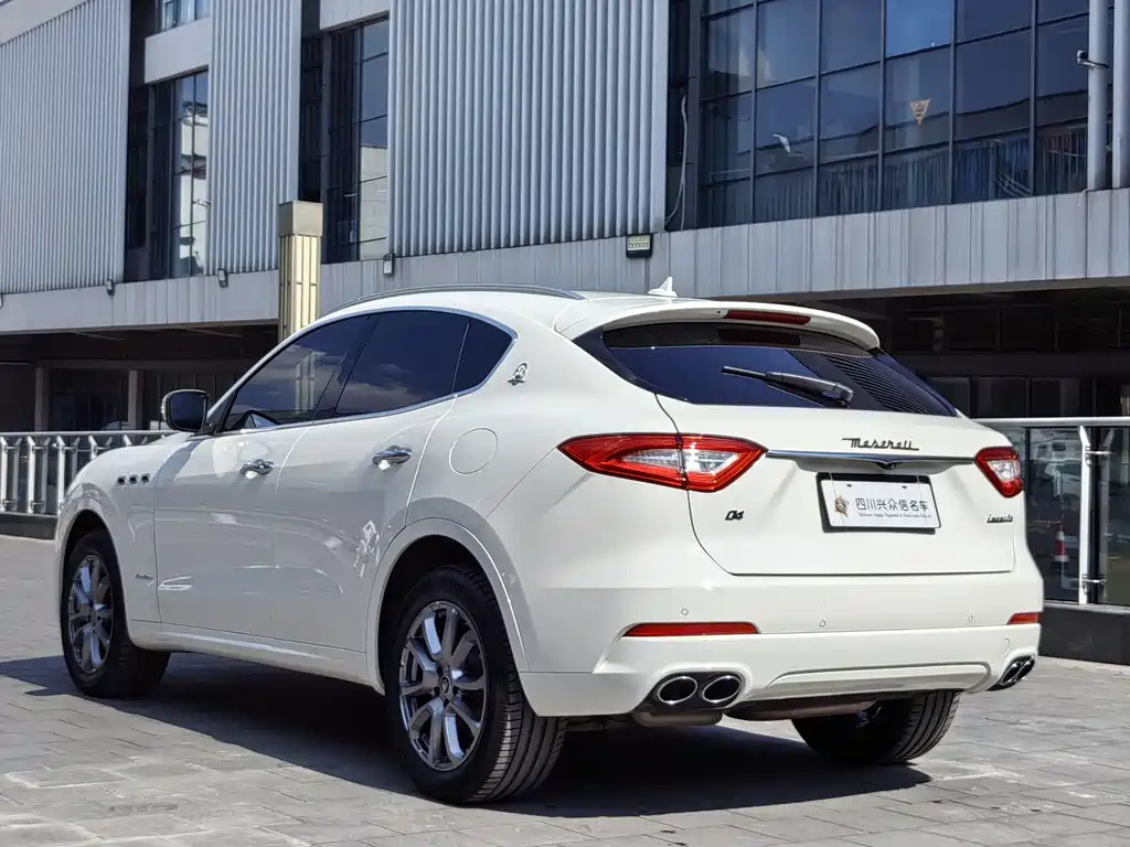 Levante Levante 2020款 3.0 T 豪华版