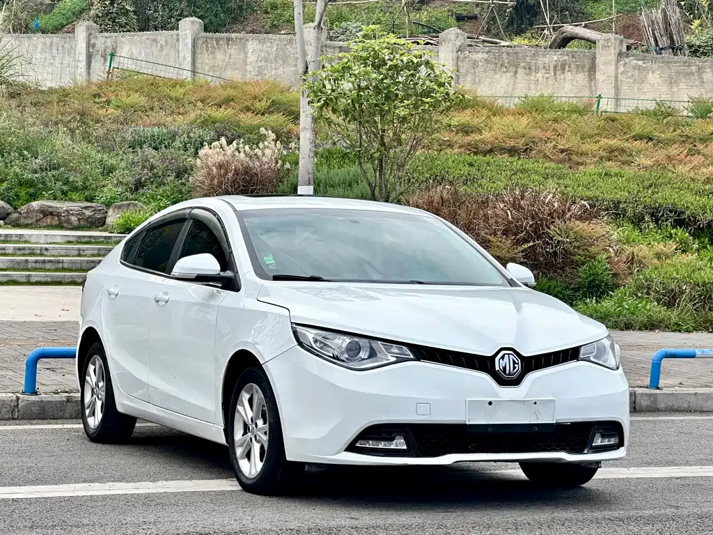 Ruixing 1.5 T Auto Value Luxury