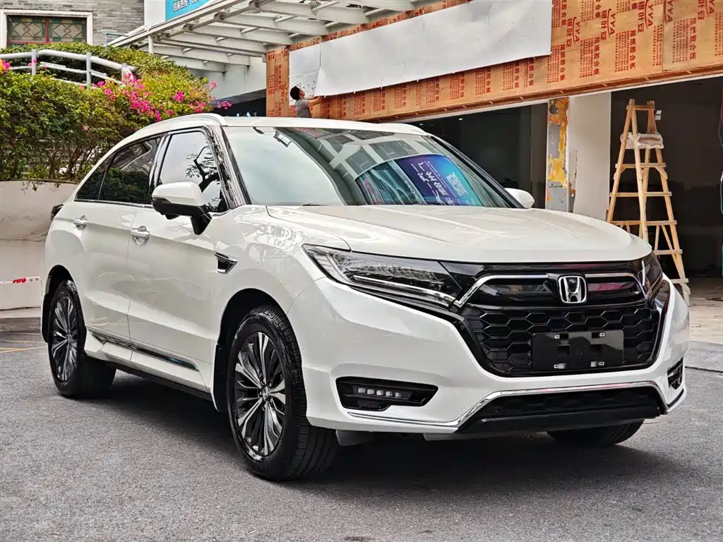 Honda UR-V 370 TURBO 4 WD Premium
