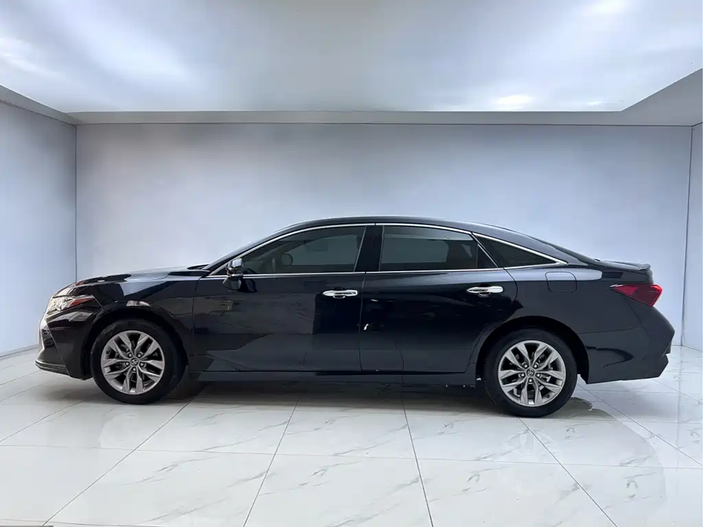 Avalon 2.5 L Luxury