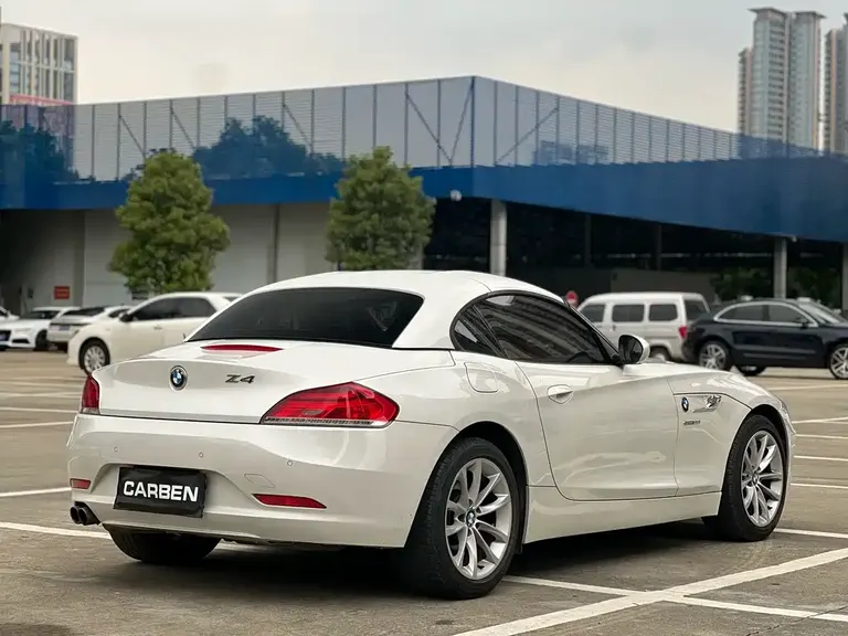 BMW Z4 sDrive20 i Leading