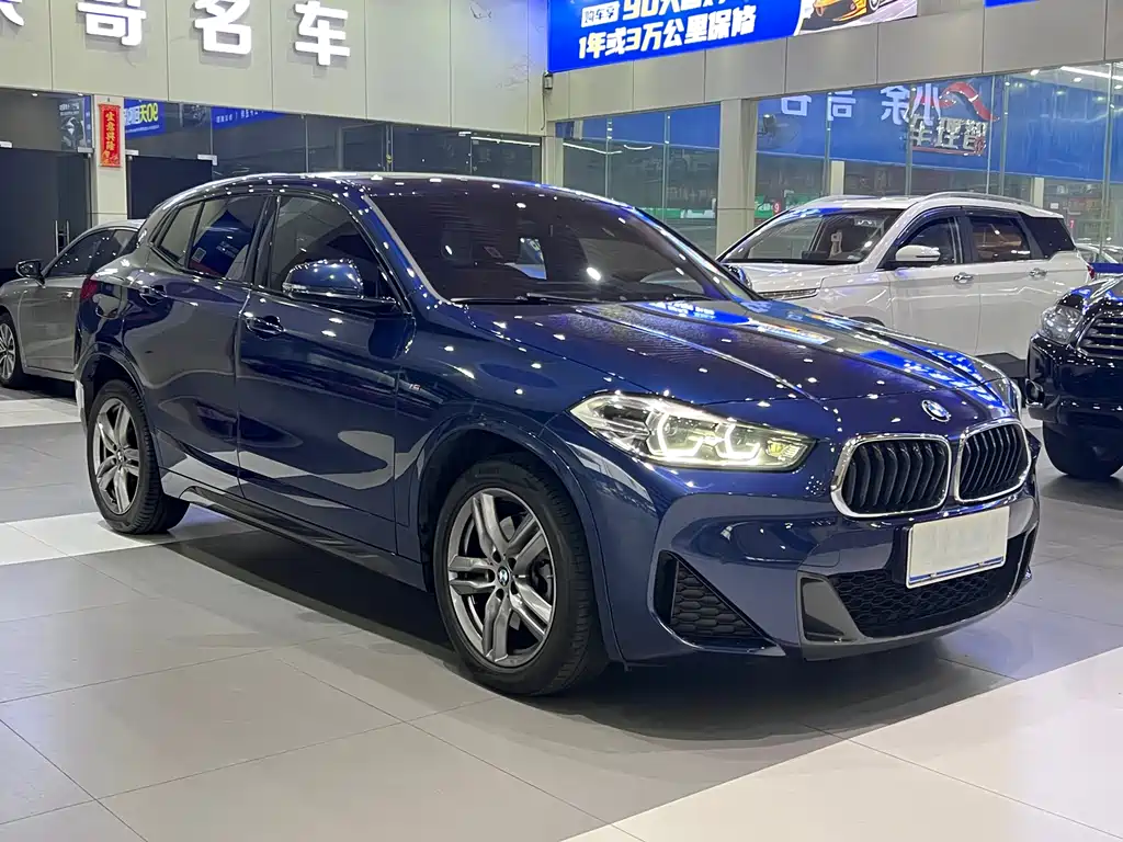 BMW X2 sDrive25 i Leading M Sport Package
