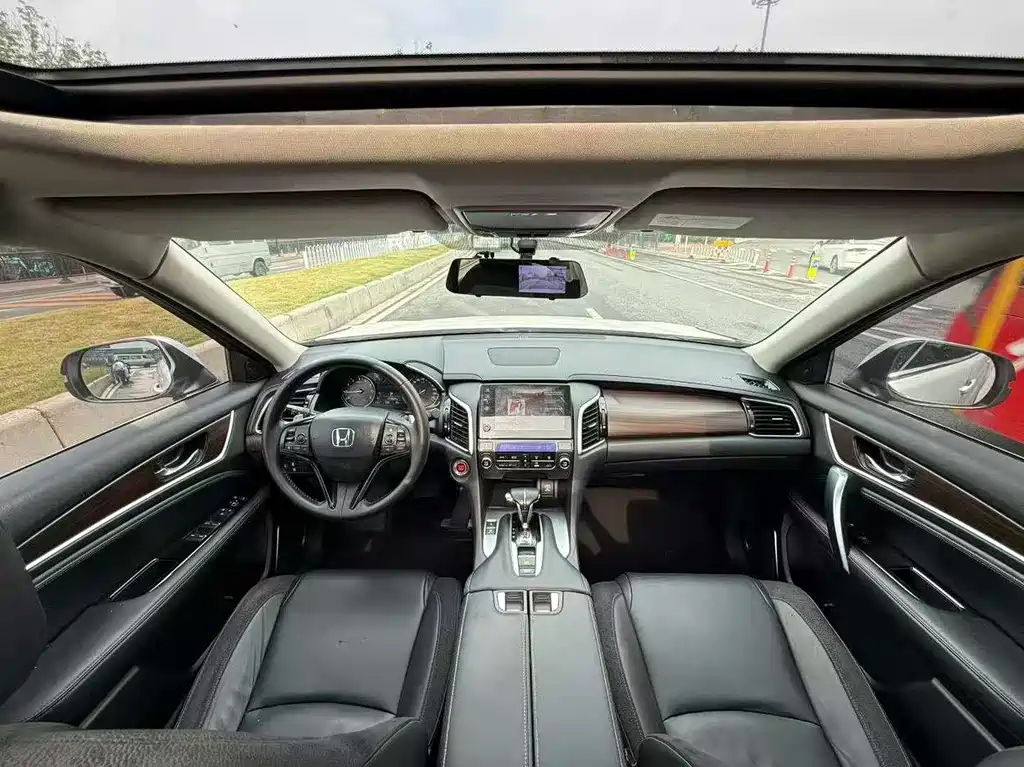 Avancier 240 TURBO 2 WD Comfort Enjoyment