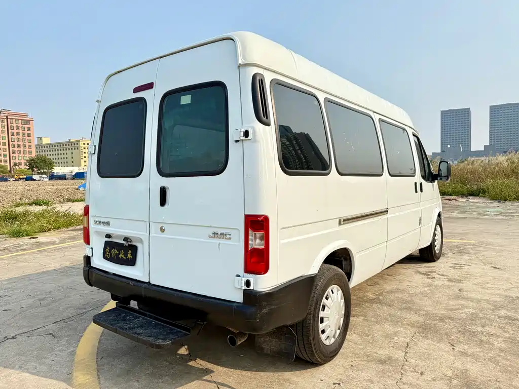 Transit Custom 2.8 T Commercial LWB Mid Roof 6-seat Rear Single Tire CN-VI JX493