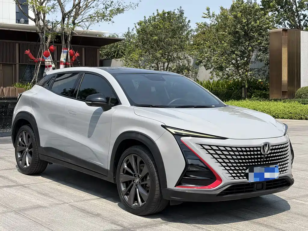 Changan UNI-T 1.5 T Distinguished