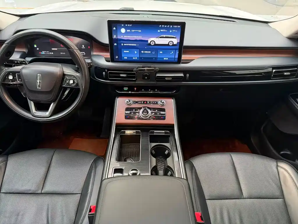 Aviator 3.0 T V6 4 WD Premium Cruise 6-seat