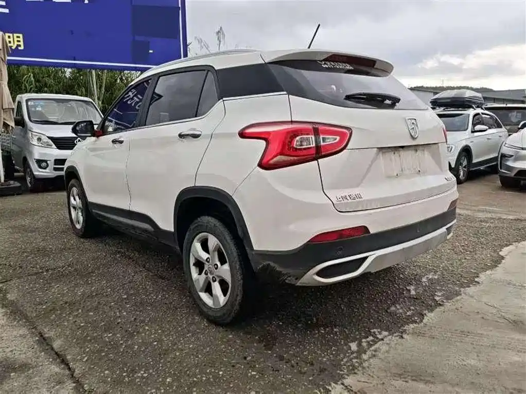 Baojun 510 1.5 L Manual Luxury