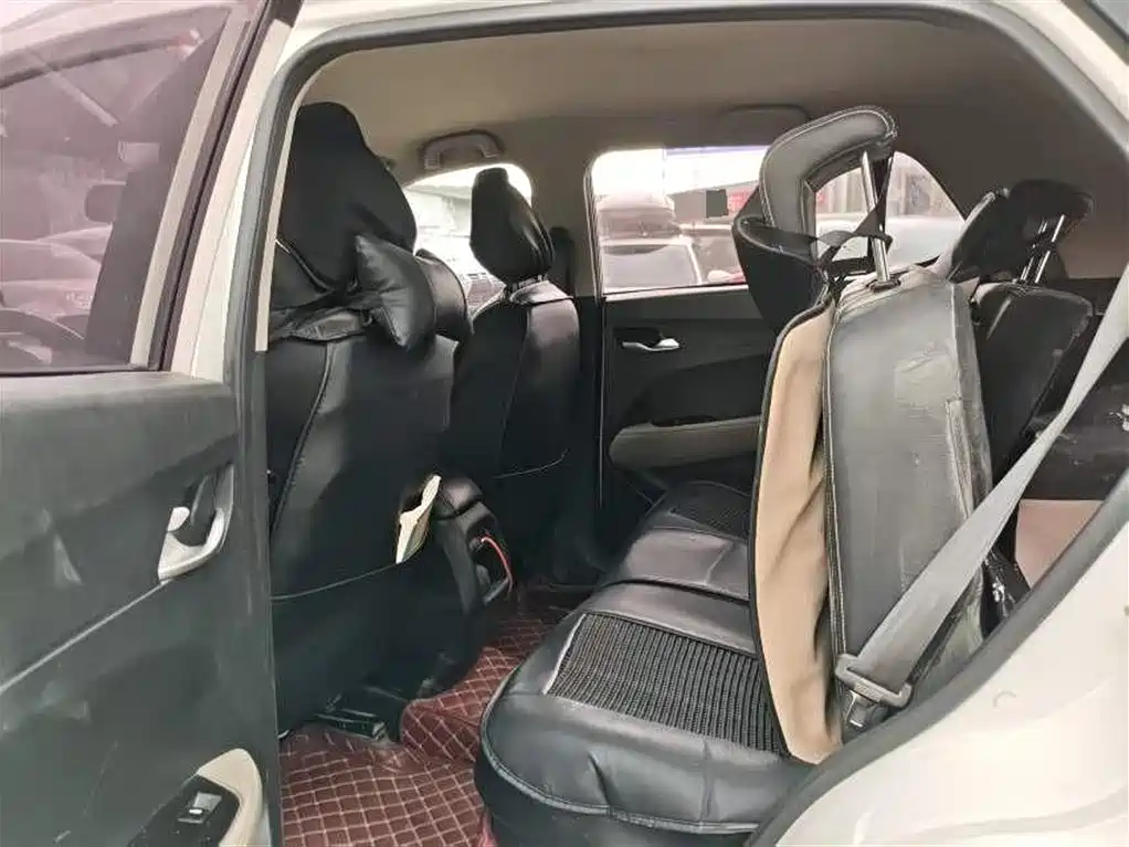 Baojun 510 1.5 L Manual Luxury