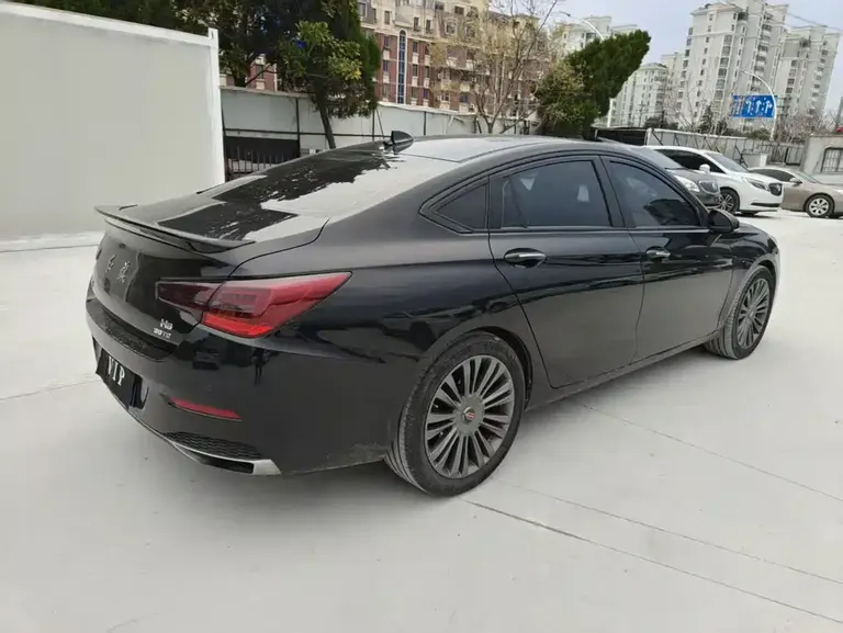 Hongqi H5 1.5 T DCT Flagship Charm