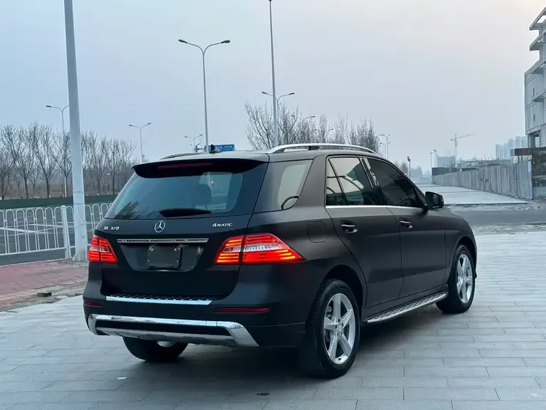 Mercedes-Benz M-Class ML 320 4 MATIC