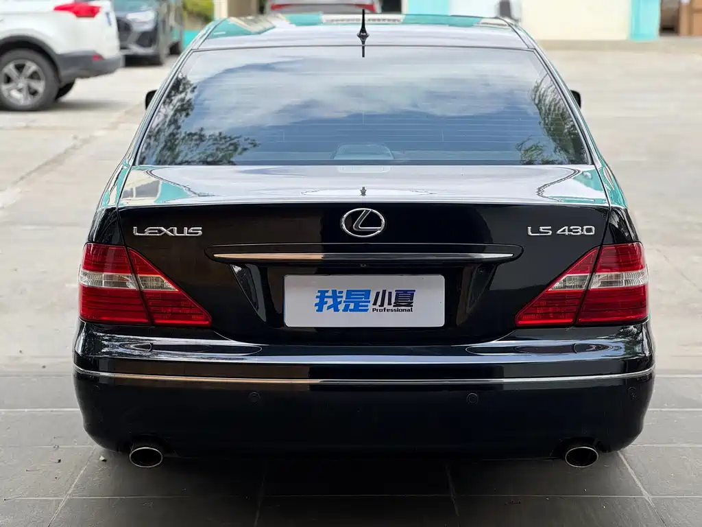 Lexus LS 430