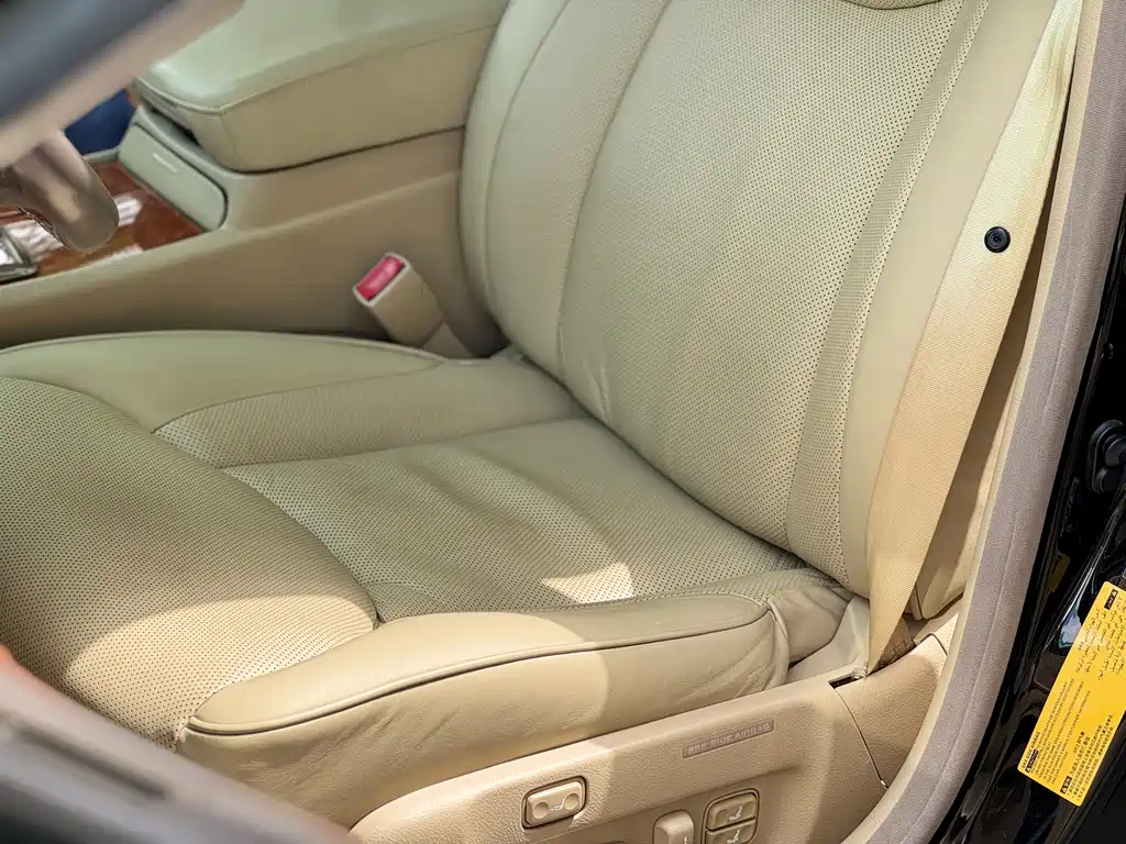 Lexus LS 430