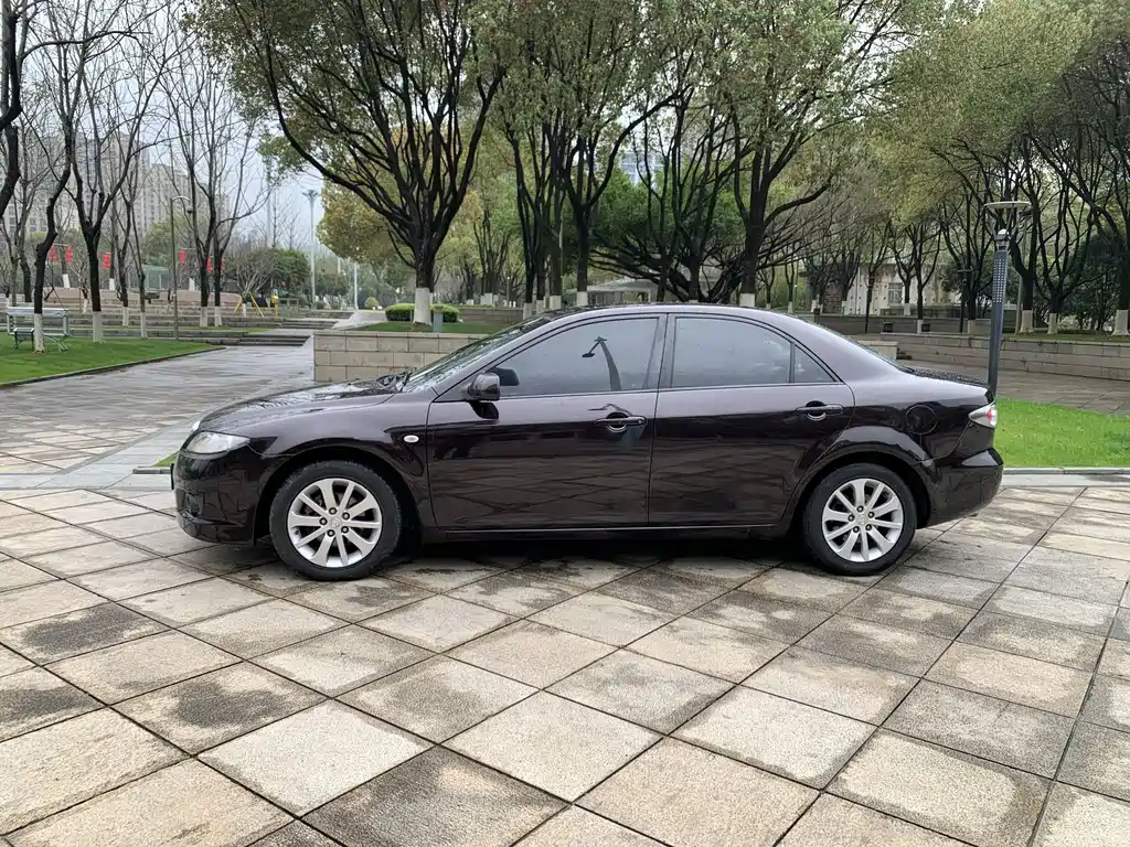 Mazda 6 2.0 L Auto Fashion