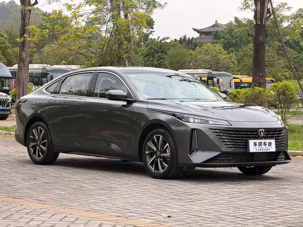Eado 1.5 T GDI Auto Flagship
