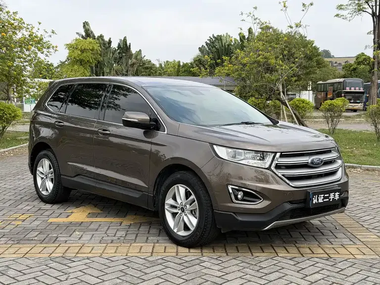 Ford Edge 2.0 T GTDi 2 WD Platinum Sharp
