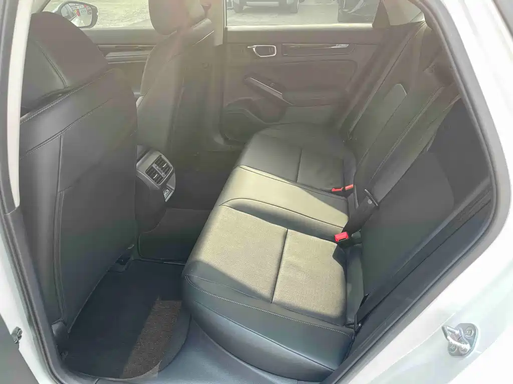 Integra 240 TURBO CVT Smart Enjoyment
