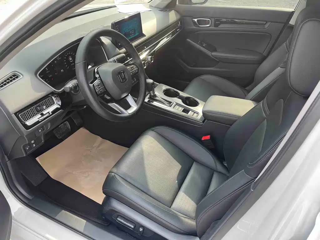 Integra 240 TURBO CVT Smart Enjoyment