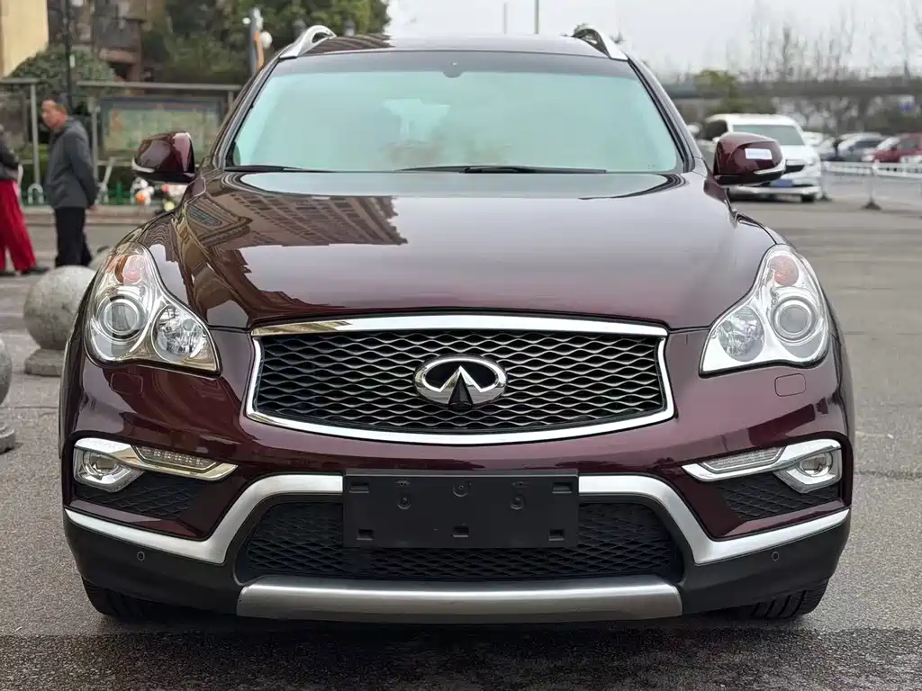 Infiniti QX50 2.5 L Luxury