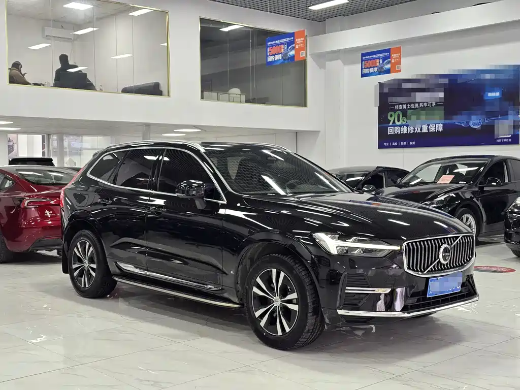 Volvo XC60 B5 4 WD Smart Ease Luxury