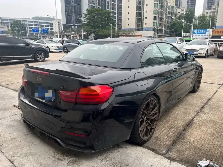 BMW M4 M4 Convertible Coupe