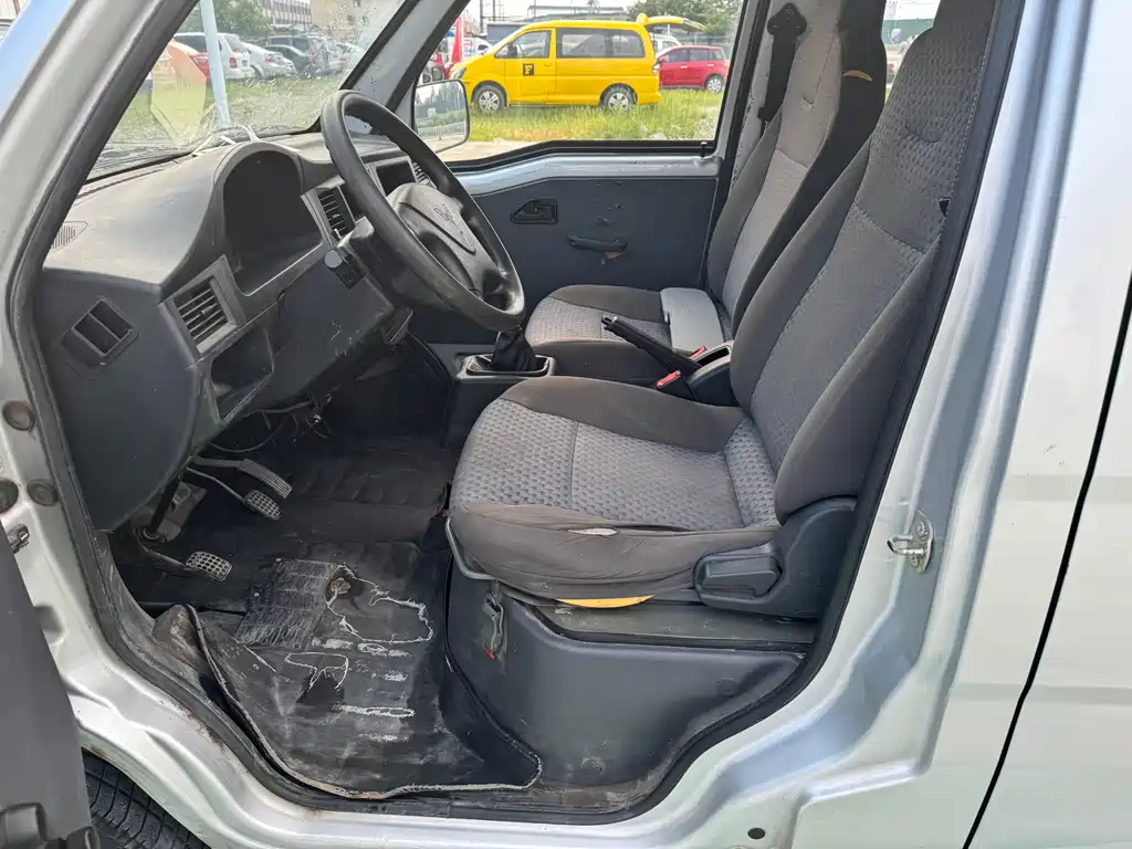 Wuling Zhiguang 1.2 L Utility CN-VI LSI