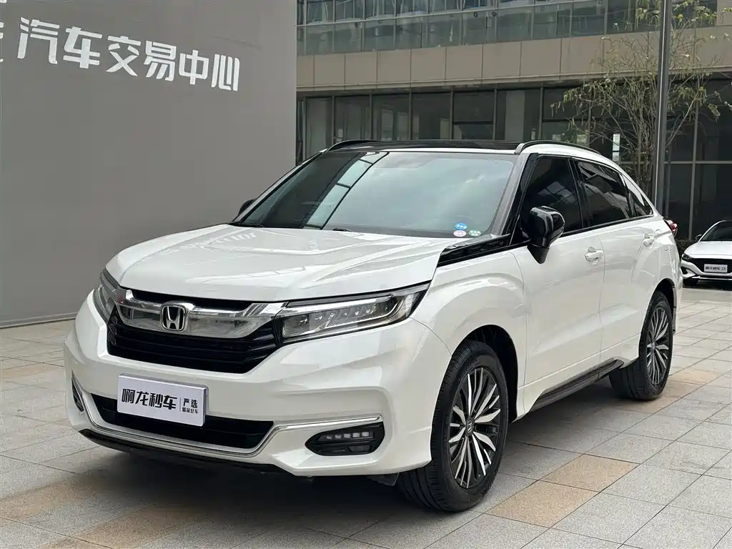 Avancier 370 TURBO 4 WD Premium