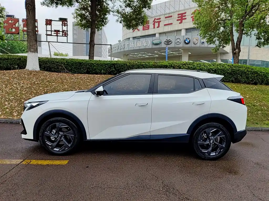 GAC Trumpchi GS3 Shadow Speed 270 T Power Enjoyment