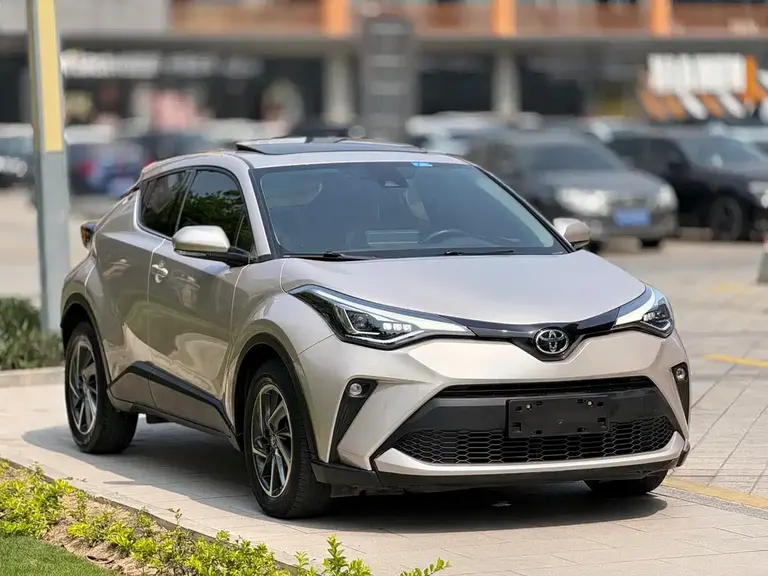 Toyota C-HR 2.0 L Luxury