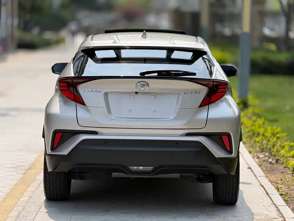 Toyota C-HR 2.0 L Luxury