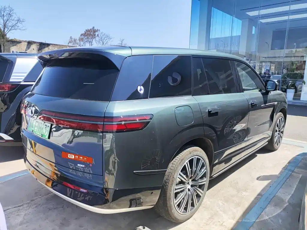 Denza N9 Flagship