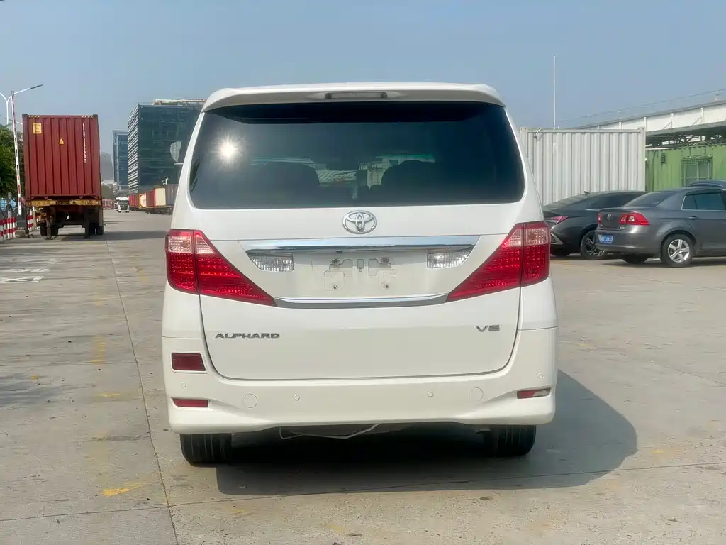 Alphard 3.5 L Luxury