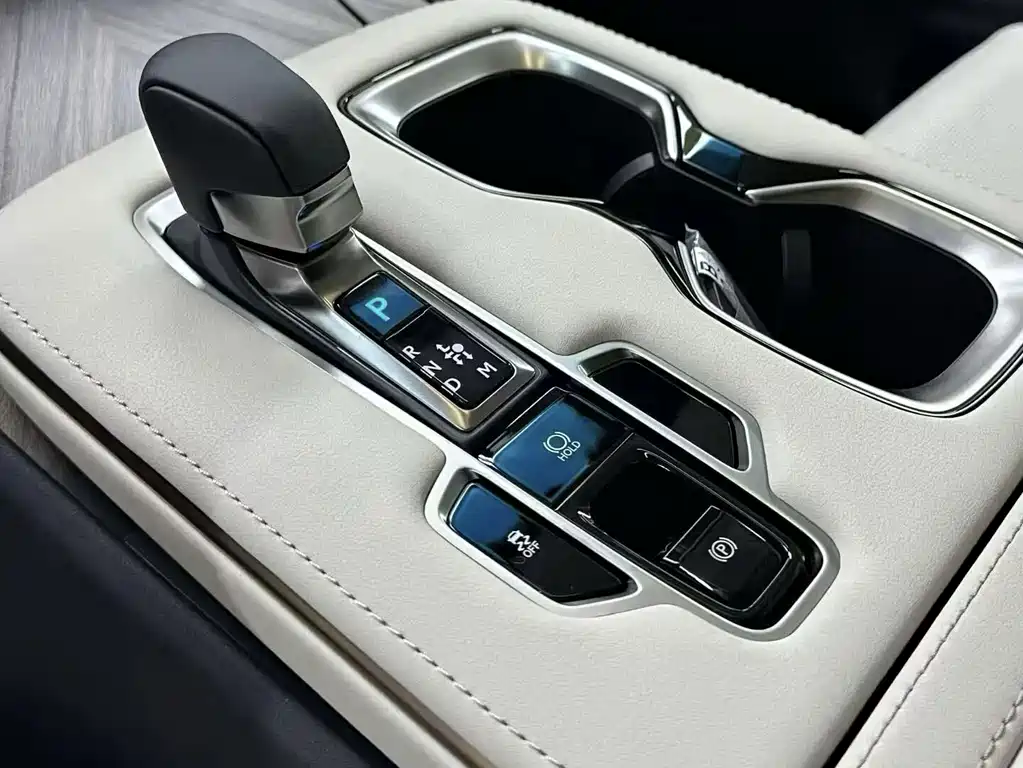 Lexus LM 350 h 7-seat Elegant