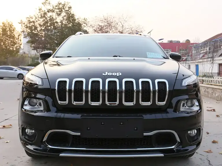 Jeep Cherokee 自由光 2017款 2.4 L 卓越版