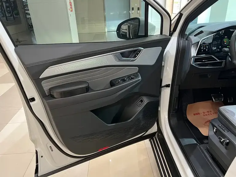 Volkswagen Talagon 380 TSI 4 WD R-Line Expand Realm